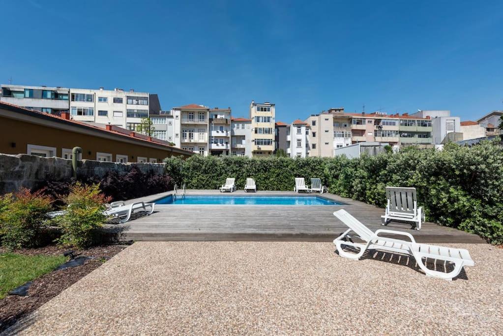 Chic Porto Hideaway: Pool & Garden Exterior foto